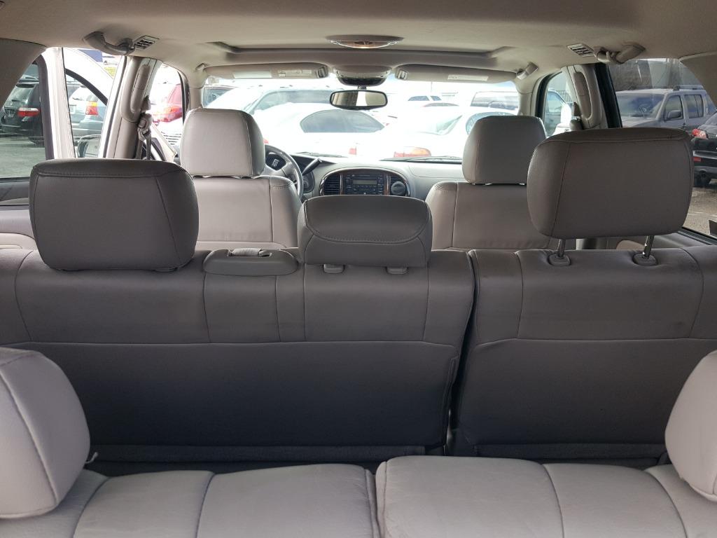 2002 Toyota Sequoia Limited photo