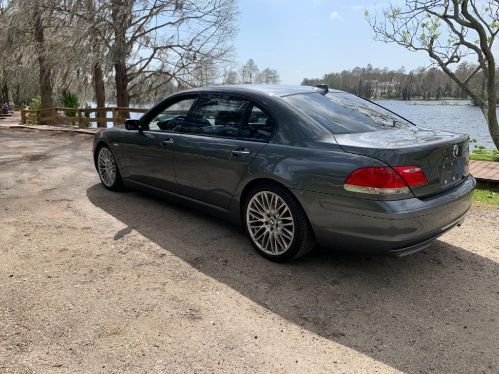 2007 BMW 7-Series 750Li photo