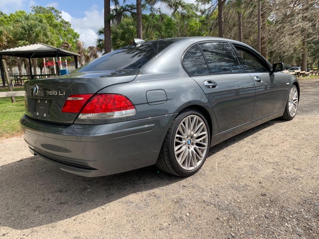 2007 BMW 7-Series 750Li photo