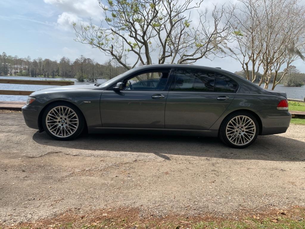 2007 BMW 7-Series 750Li photo