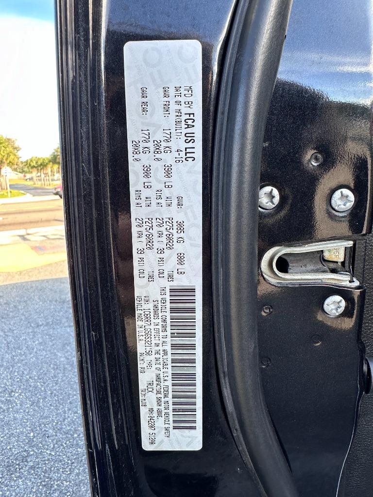 2016 RAM 1500 SLT photo