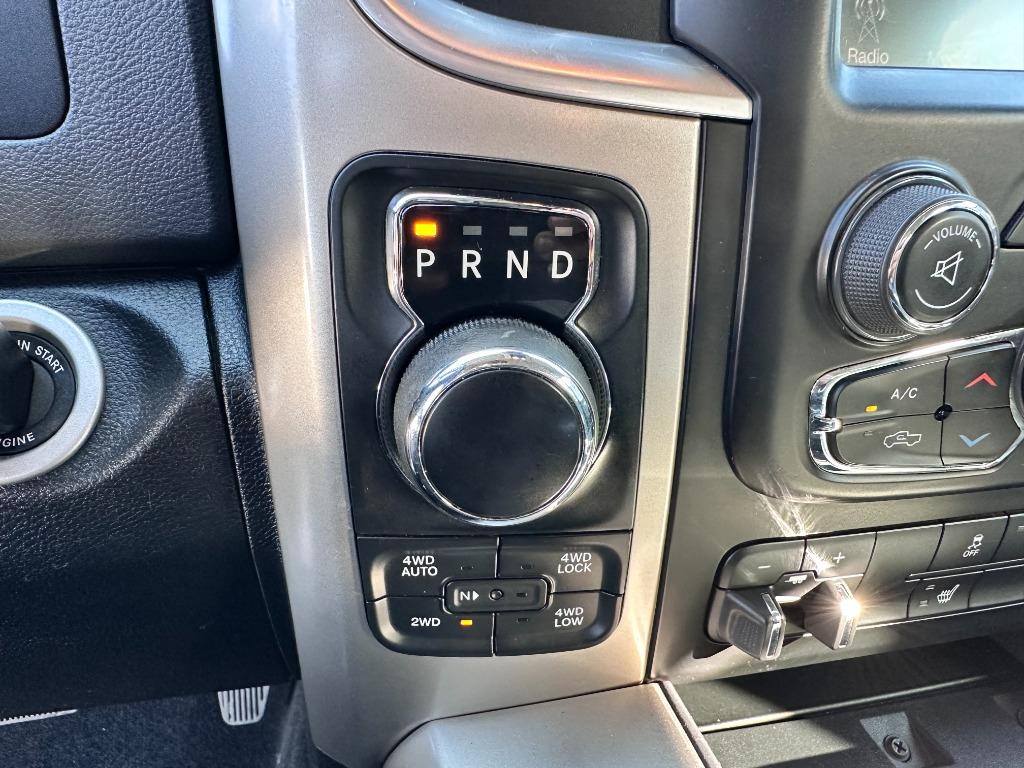 2016 RAM 1500 SLT photo