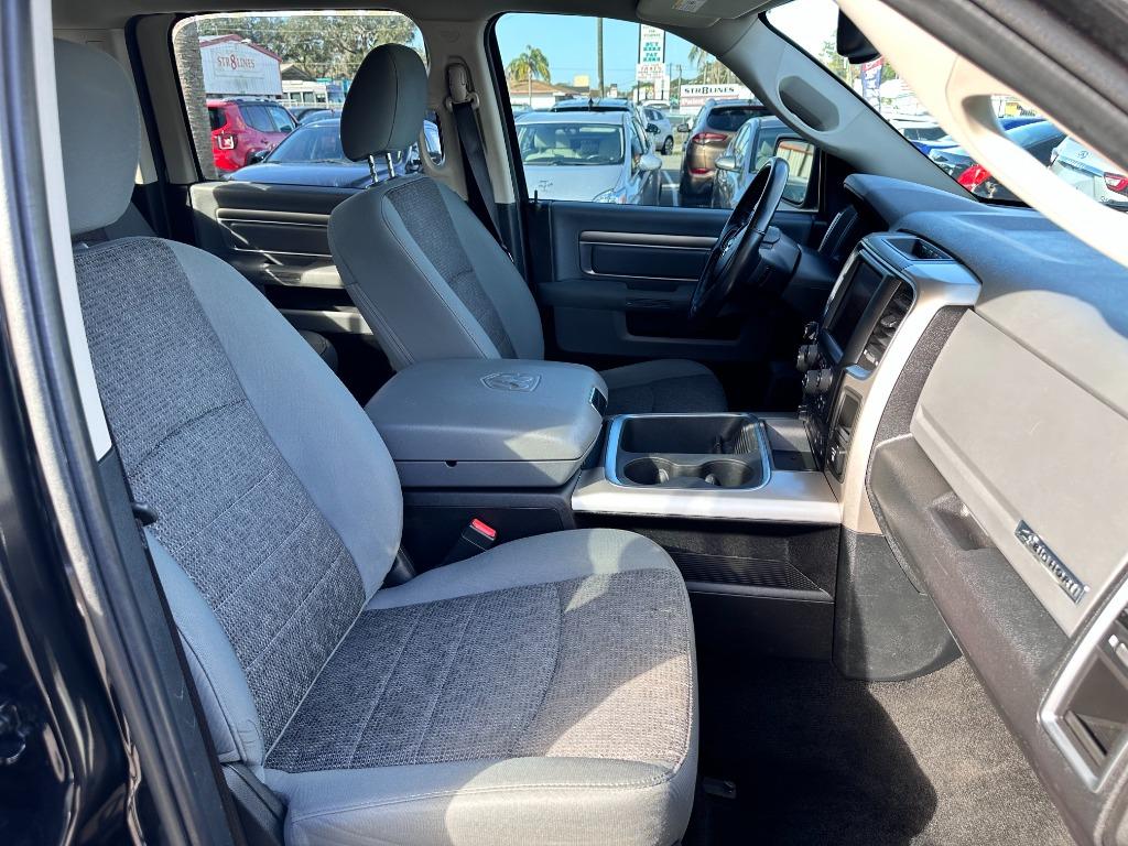 2016 RAM 1500 SLT photo