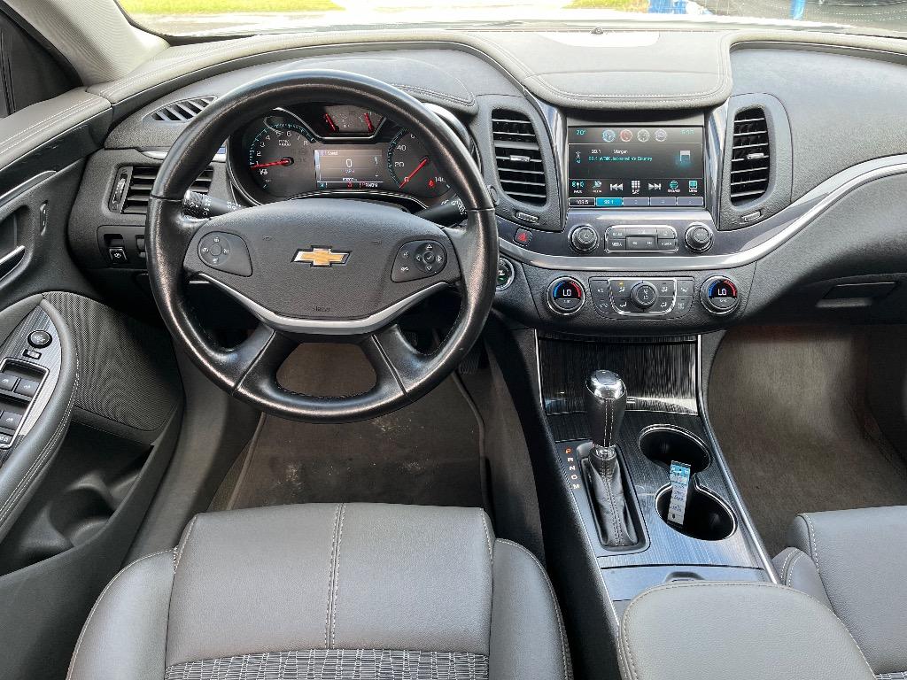 2019 Chevrolet Impala LT photo