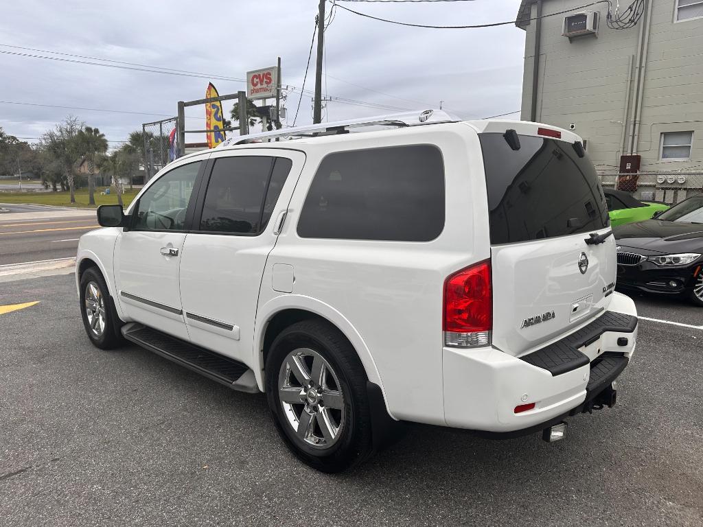 2010 Nissan Armada Platinum photo