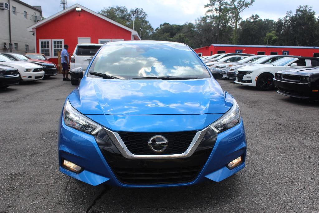 2020 Nissan Versa SR photo