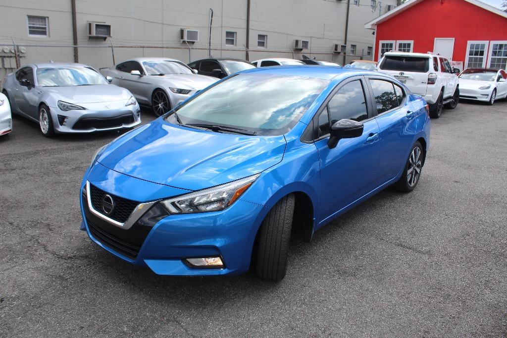 2020 Nissan Versa SR photo