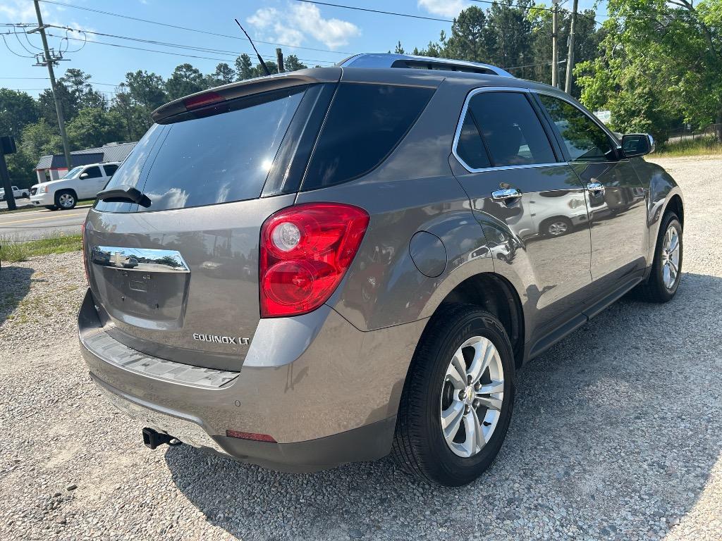 2010 Chevrolet Equinox LT photo