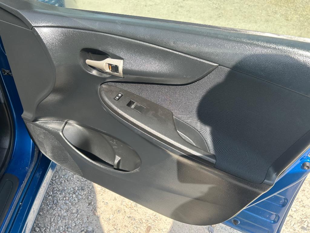 2009 Toyota Corolla - $8,995