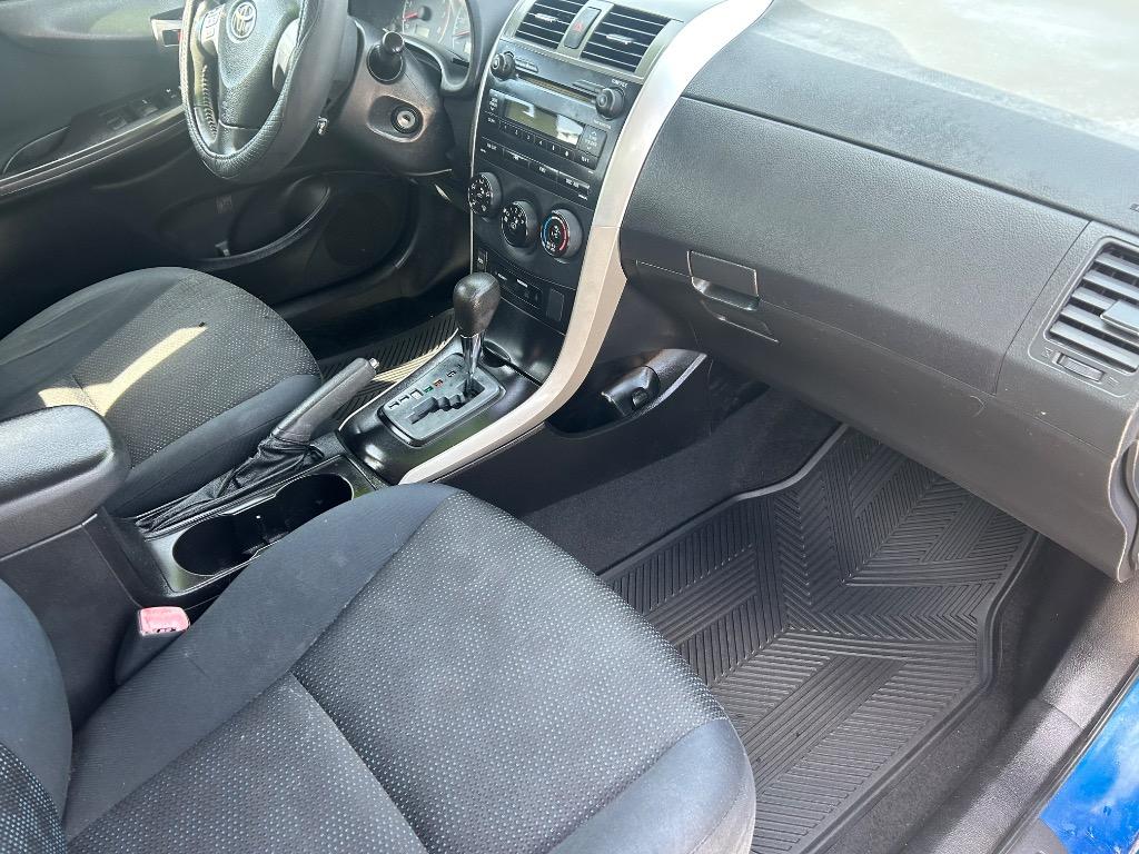 2009 Toyota Corolla - $8,995