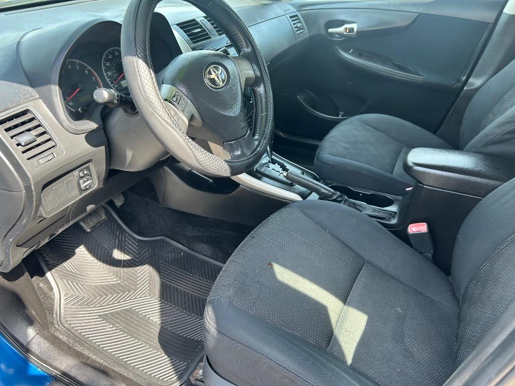 2009 Toyota Corolla - $8,995