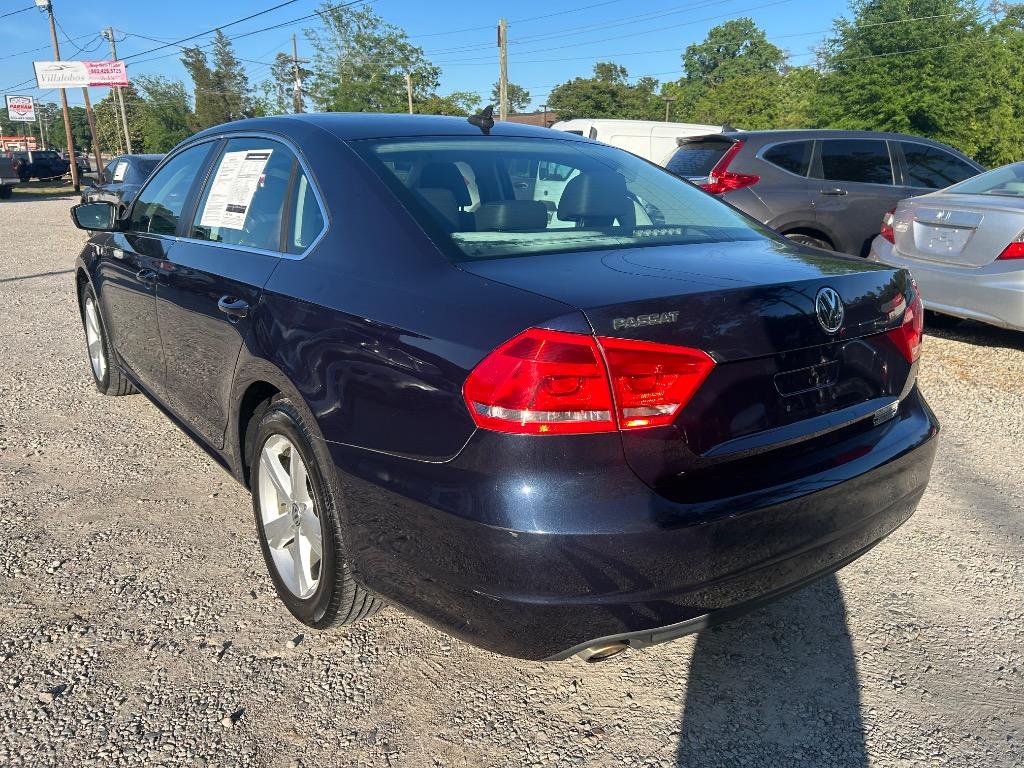 2013 Volkswagen Passat - $9,295