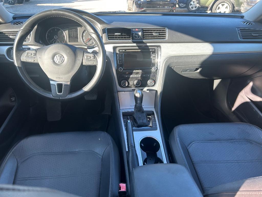 2013 Volkswagen Passat - $9,295
