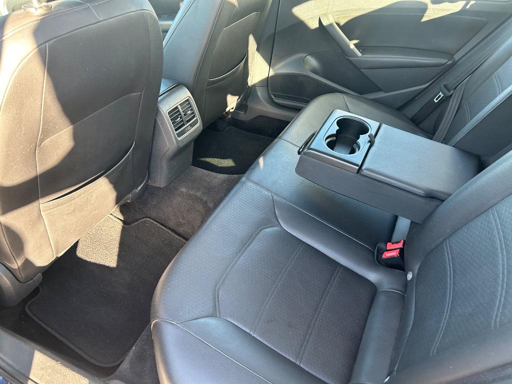 2013 Volkswagen Passat - $9,295