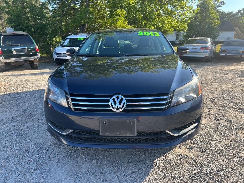 2013 Volkswagen Passat - $9,295