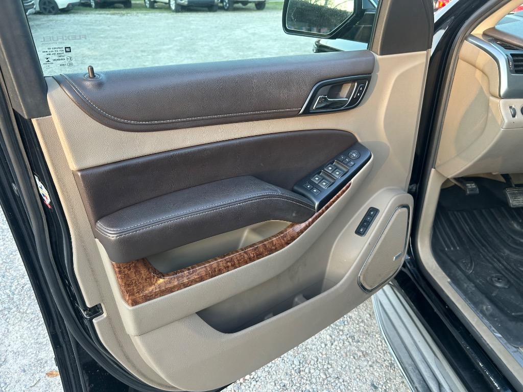 2015 Chevrolet Tahoe - $15,495