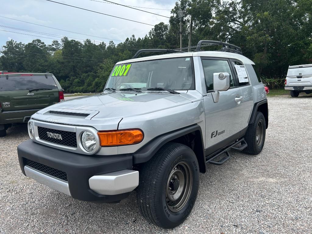 2007 Toyota FJ Cruiser - $14,900