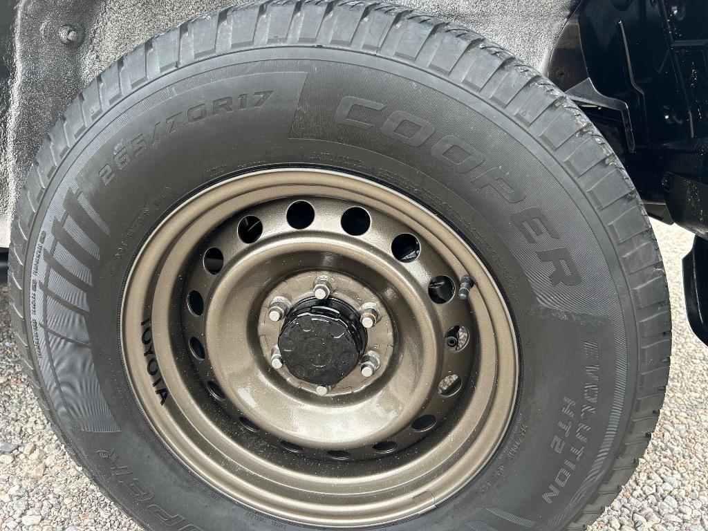 2007 Toyota FJ Cruiser - $14,900