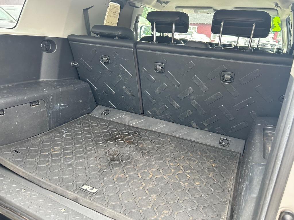 2007 Toyota FJ Cruiser - $14,900