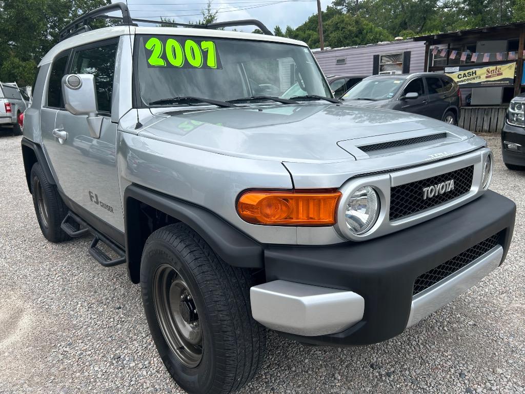 2007 Toyota FJ Cruiser - $14,900