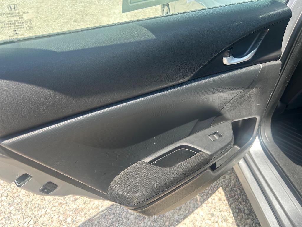 2016 Honda Civic - $10,495