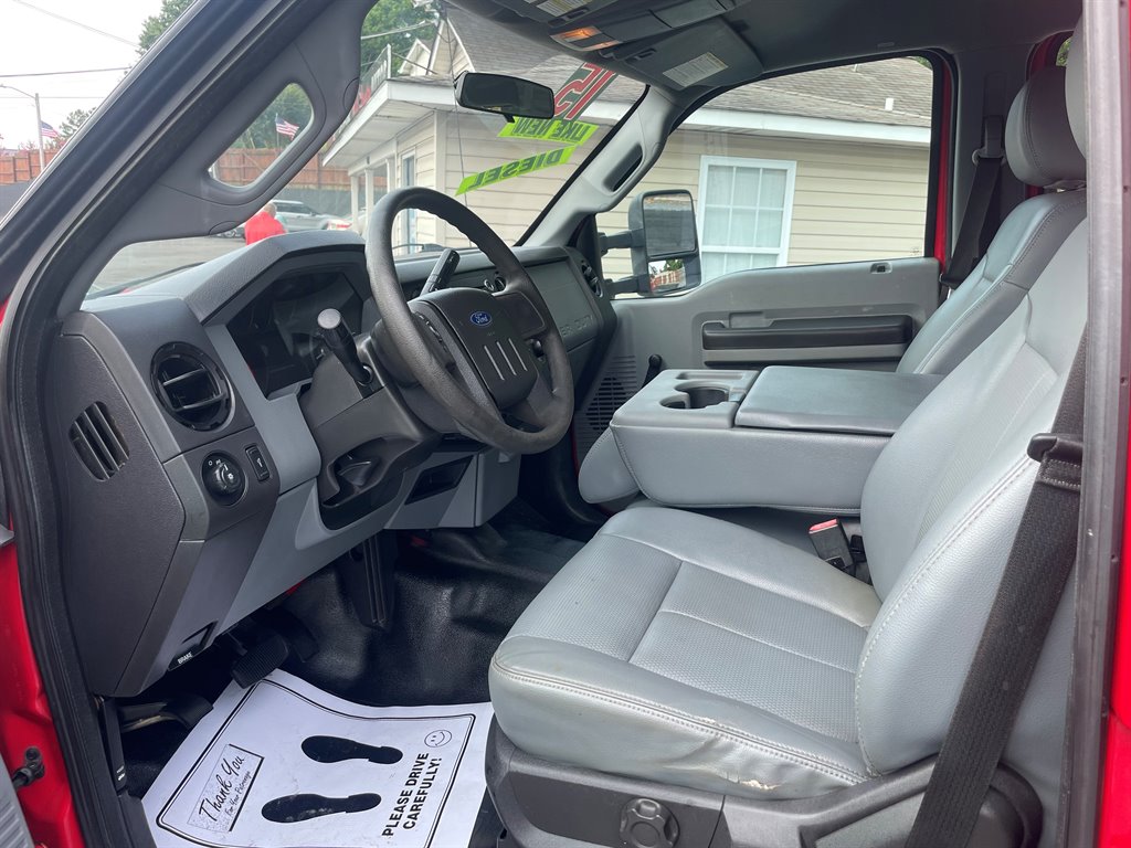 2015 Ford F-350 - $25,990