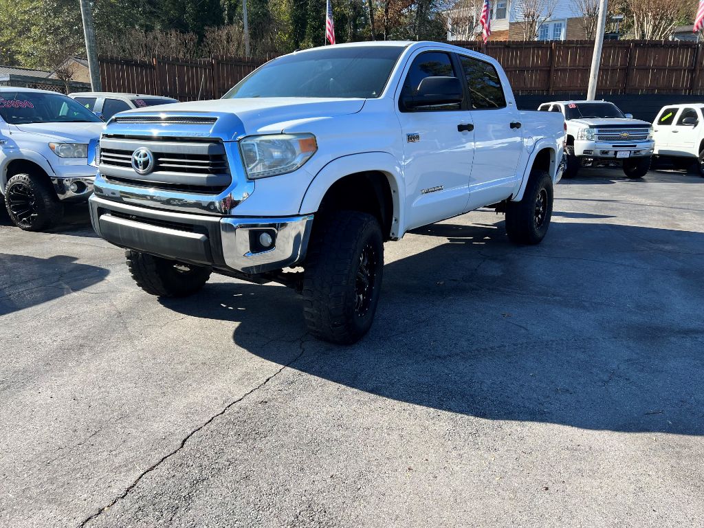 2014 Toyota Tundra SR5 photo