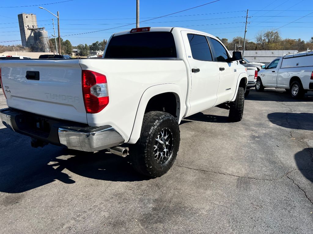 2014 Toyota Tundra SR5 photo