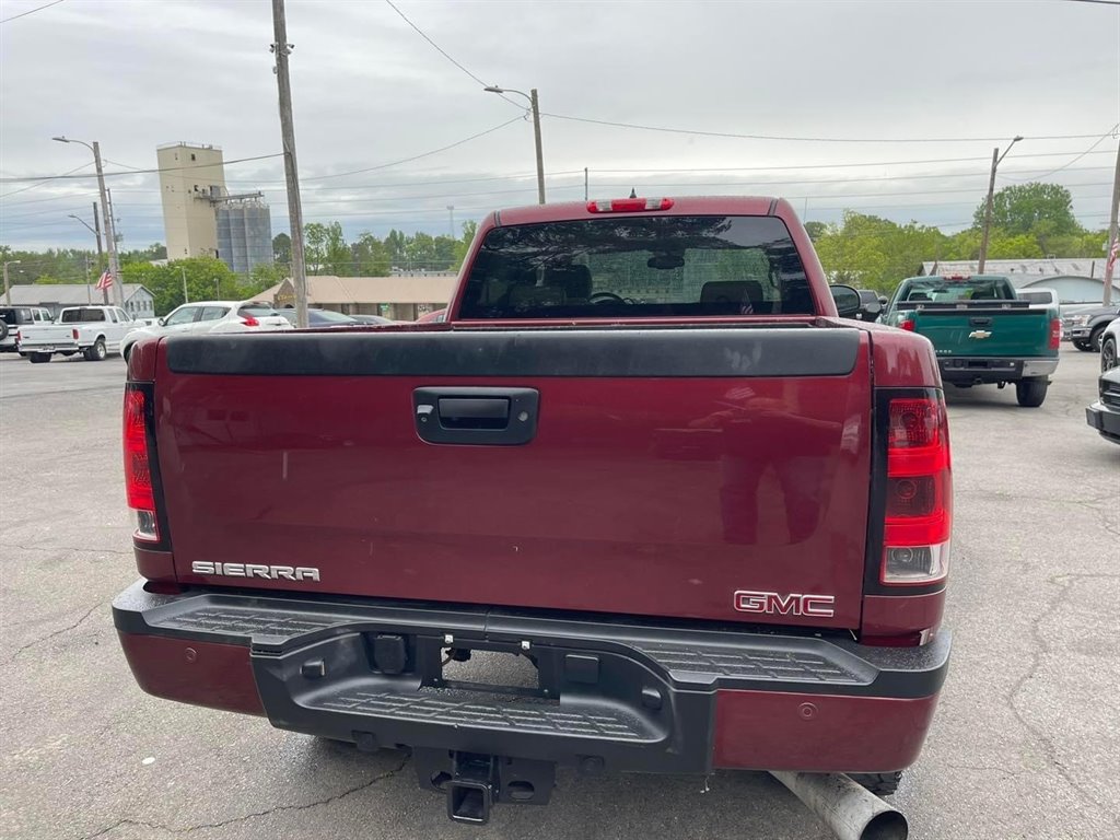 2013 GMC Sierra - $25,500