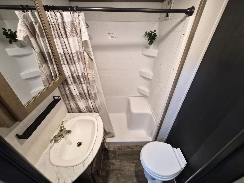 2021 Forest River Sabre - $42,980