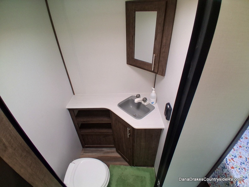 2022 Riverside Rv Riverside Rv, Inc. - $18,980