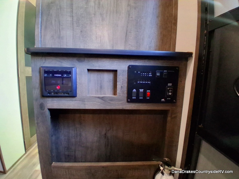 2022 Riverside Rv Riverside Rv, Inc. - $18,980