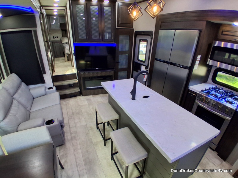 2023 Grand Design Recreational Momentum - $114,000