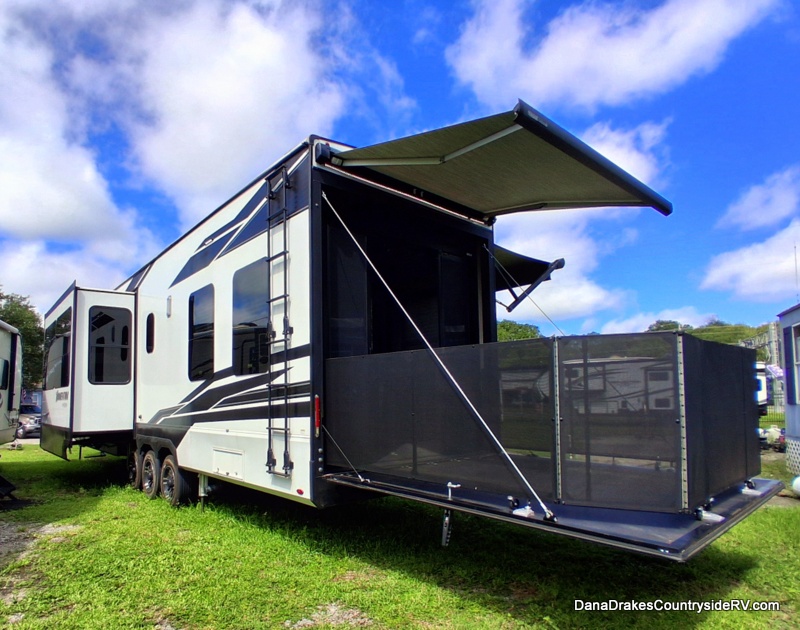 2023 Grand Design Recreational Momentum - $114,000