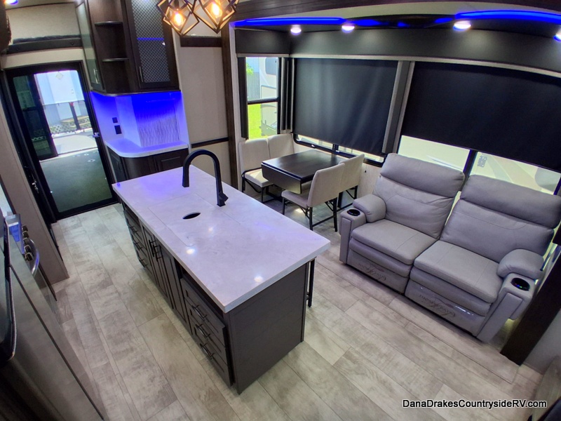 2023 Grand Design Recreational Momentum - $114,000
