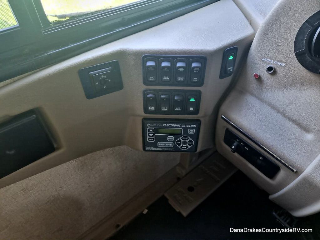 2016 Ford Motorhome Chassis - $84,800