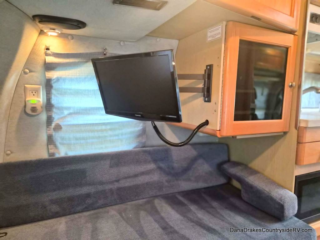 2006 Chevrolet Express - $38,980