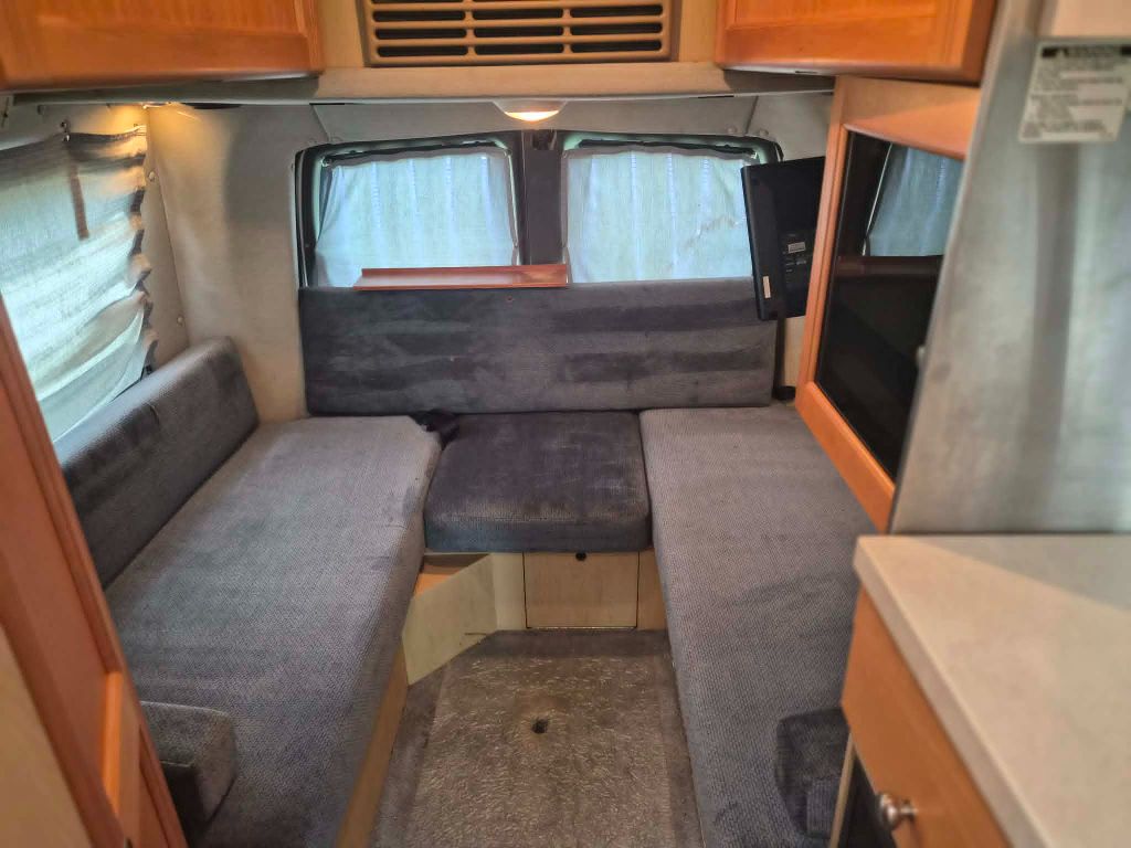 2006 Chevrolet Express - $38,980