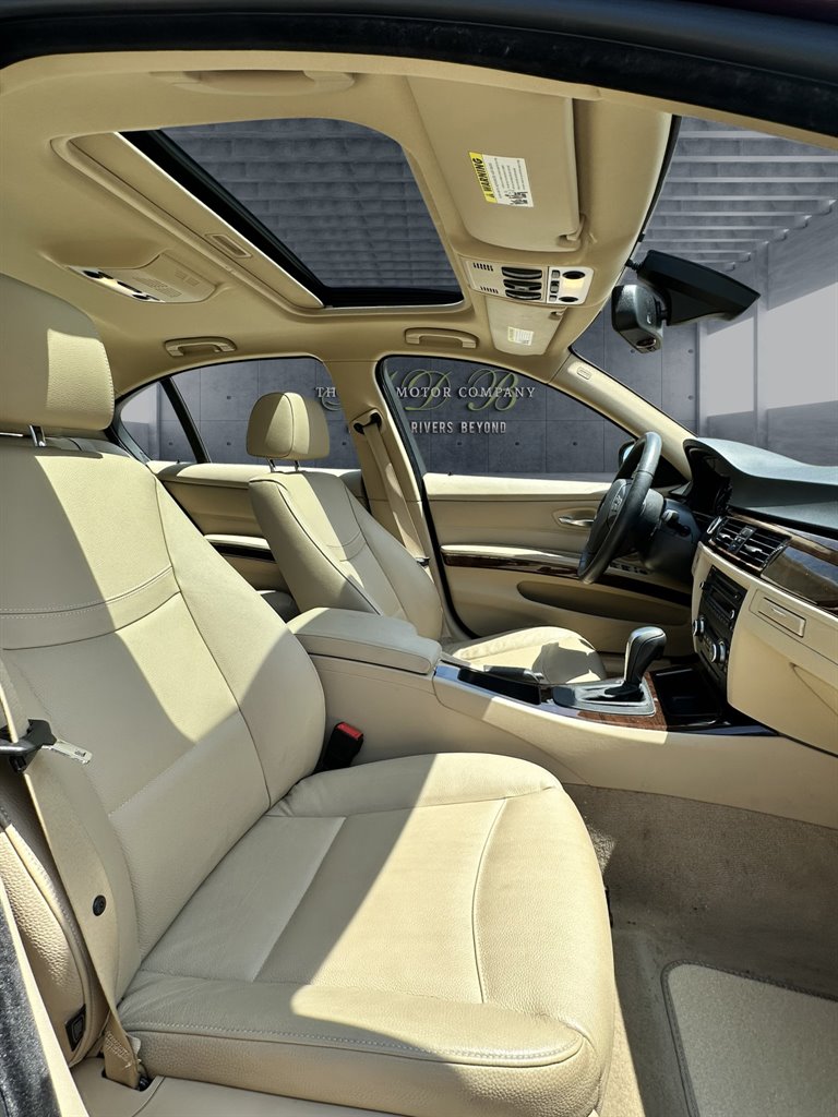 2010 BMW MDX 328i xDrive photo