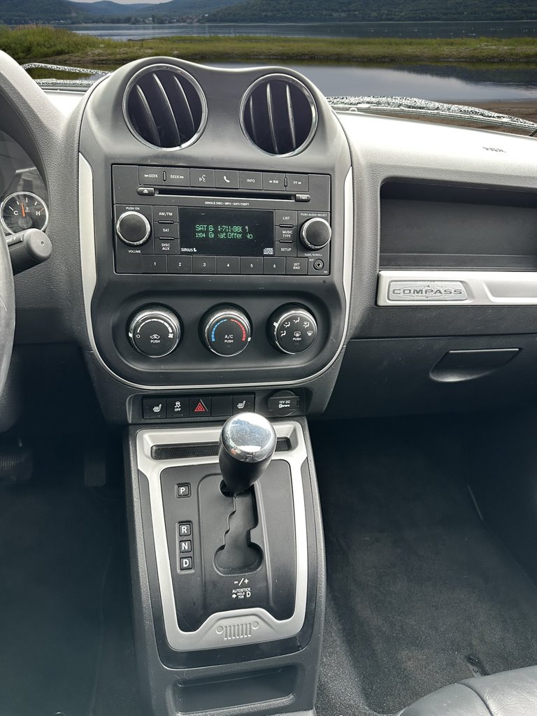 2017 Jeep Compass Latitude photo