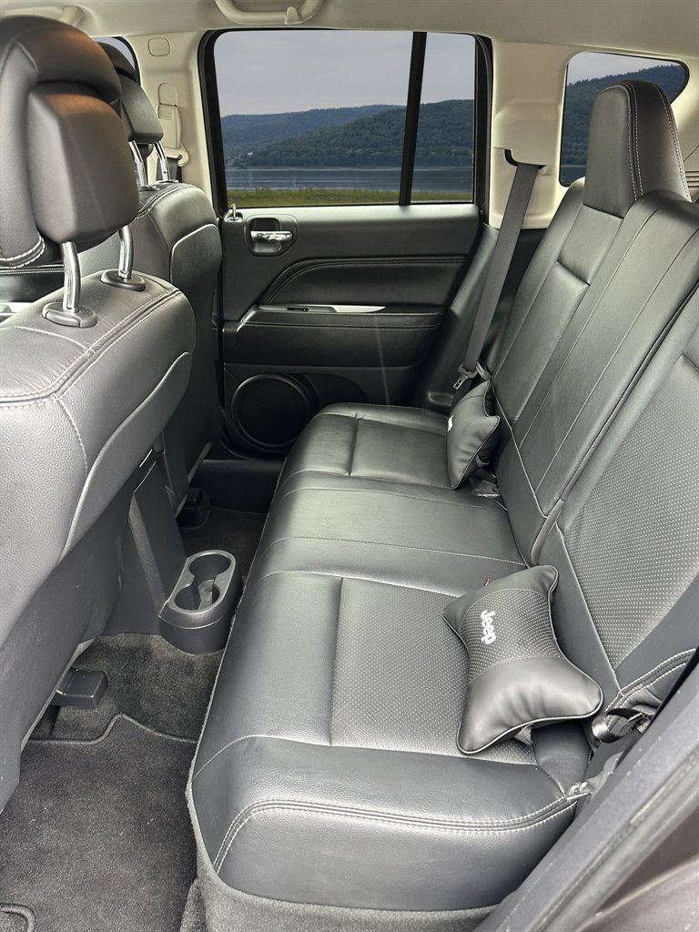 2017 Jeep Compass Latitude photo