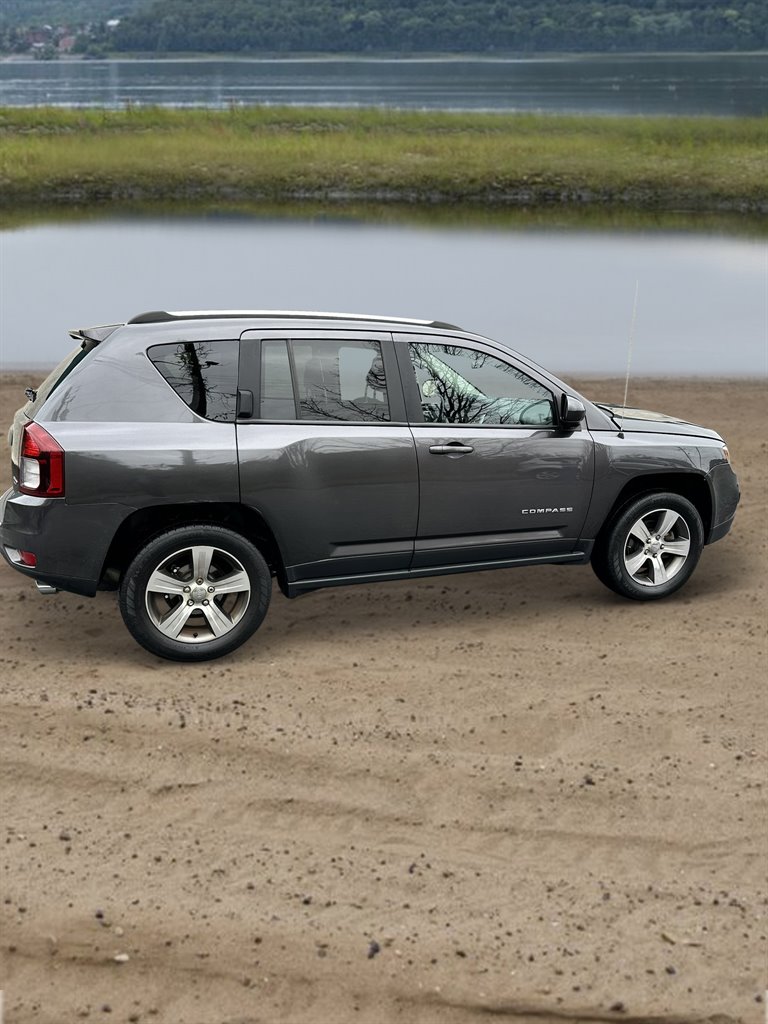 2017 Jeep Compass - $9,995