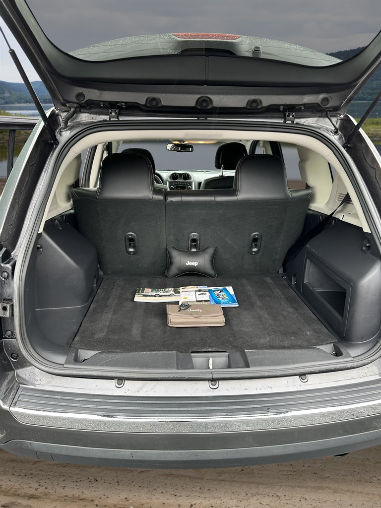 2017 Jeep Compass Latitude photo