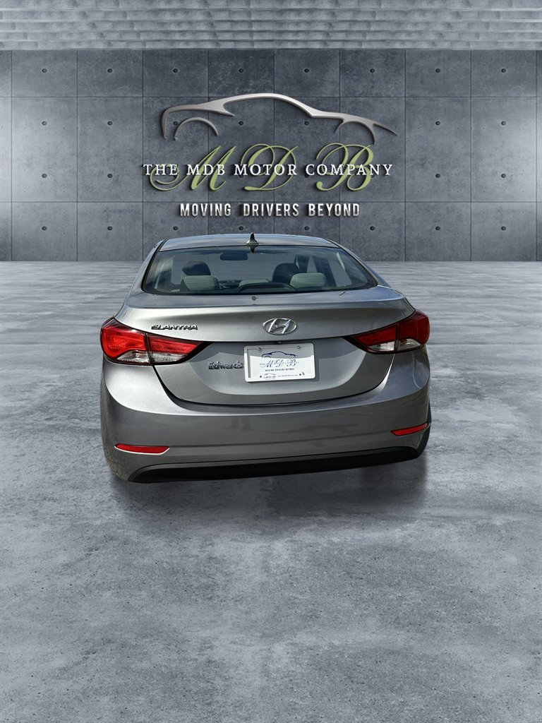 2014 Hyundai Elantra SE photo