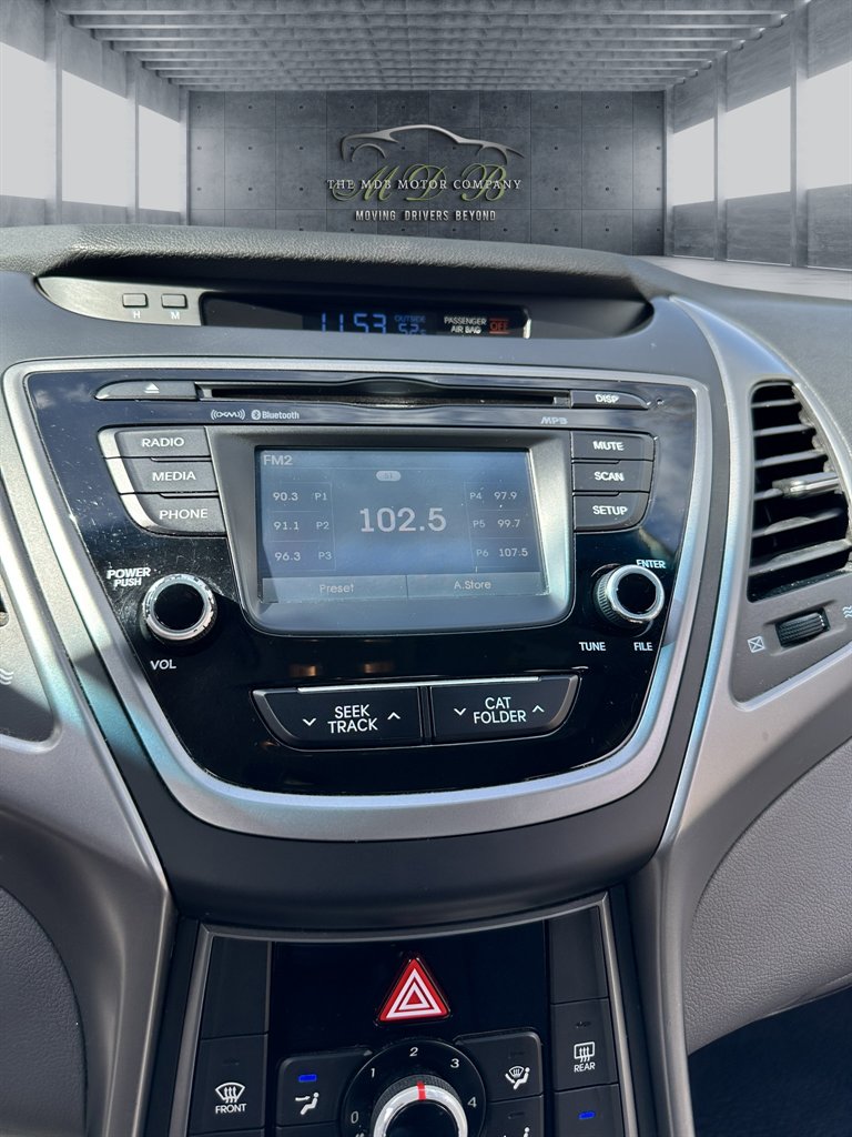 2014 Hyundai Elantra SE photo