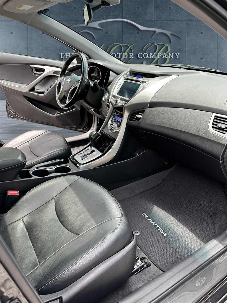 2013 Hyundai Elantra - $10,595