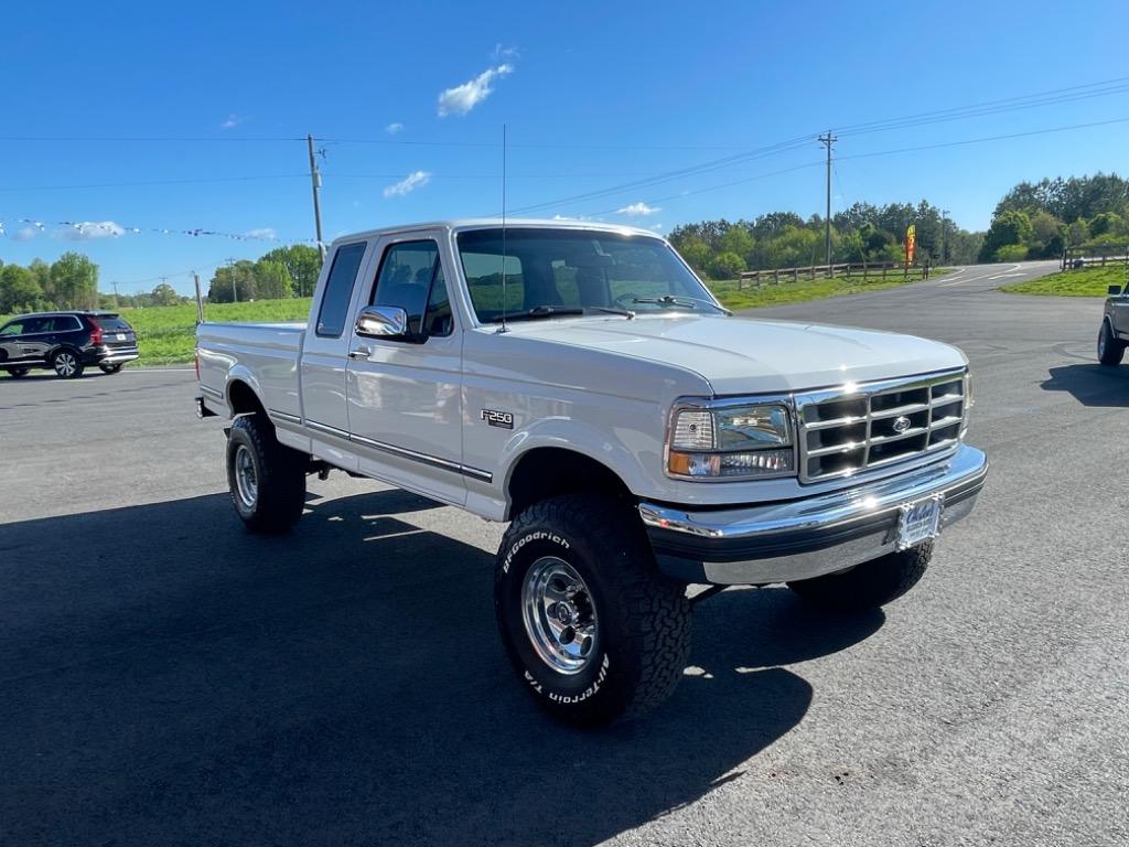 1996 Ford F-250 XLT photo