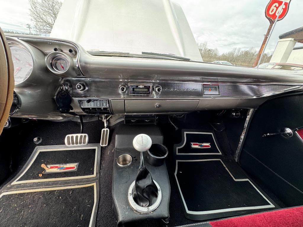 1957 Chevrolet Corvette photo