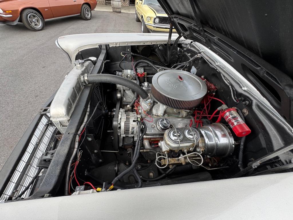 1957 Chevrolet Corvette photo