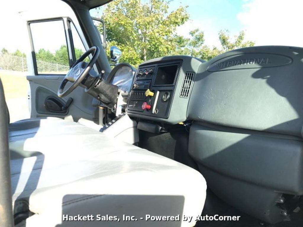 2007 International 4300 Removable TOP Chip photo